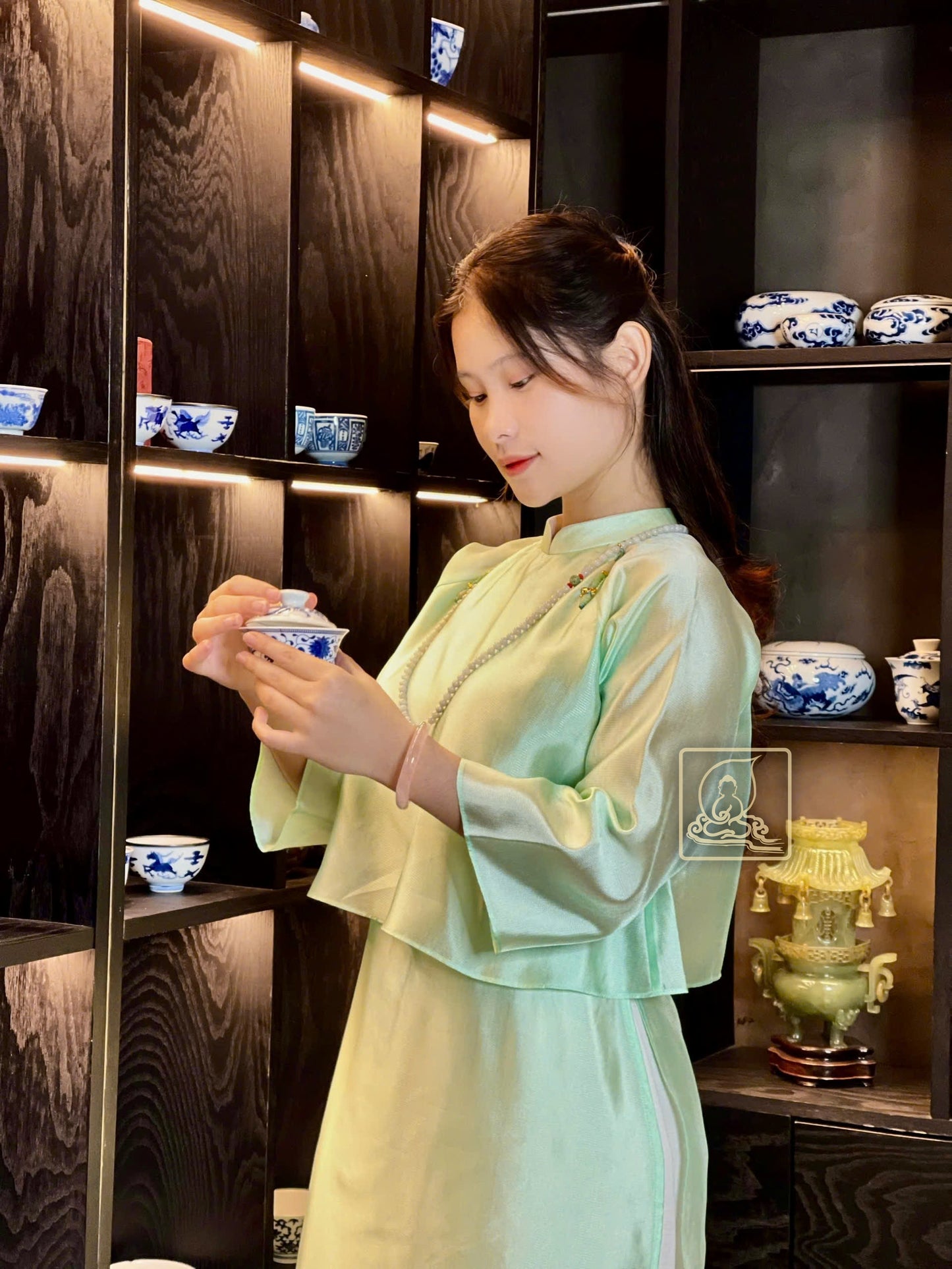 TRANG PHỤC ÁO DÀI NỮ - ADW122411
