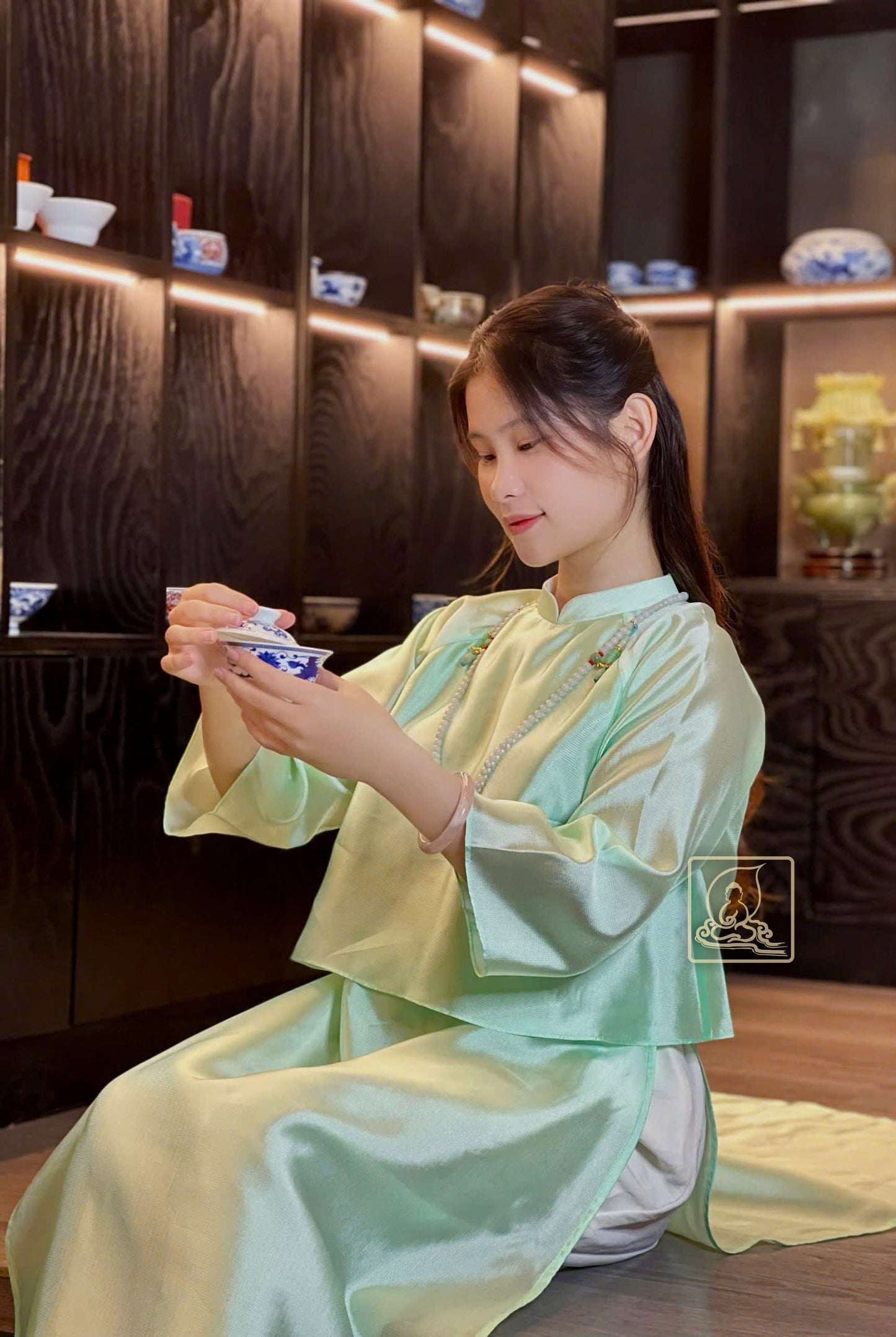 TRANG PHỤC ÁO DÀI NỮ - ADW122411
