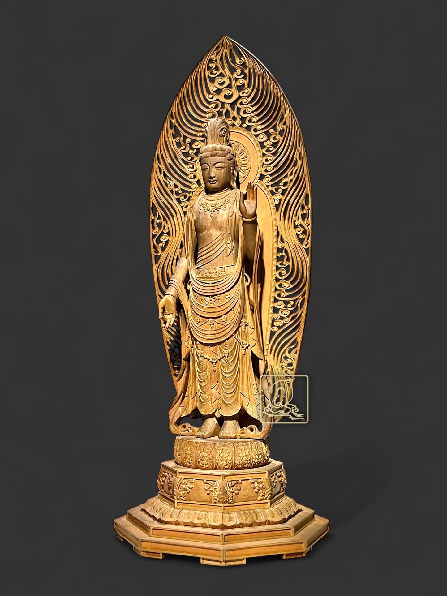 TÔN TƯỢNG QUÁN ÂM BỒ TÁT - BT079