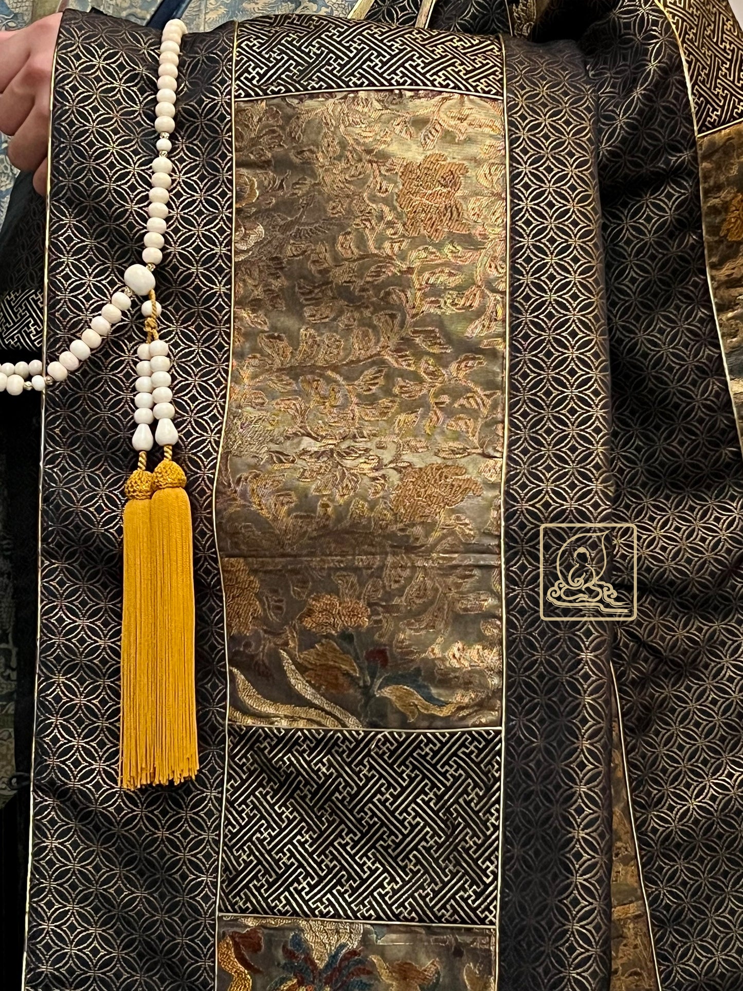 PHƯỢNG HOÀNG PHƯƠNG TIỆN PHÁP Y - JS114