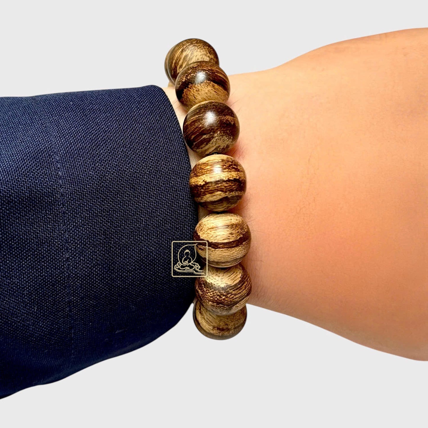 VÒNG TAY TRẦM HƯƠNG - PB677