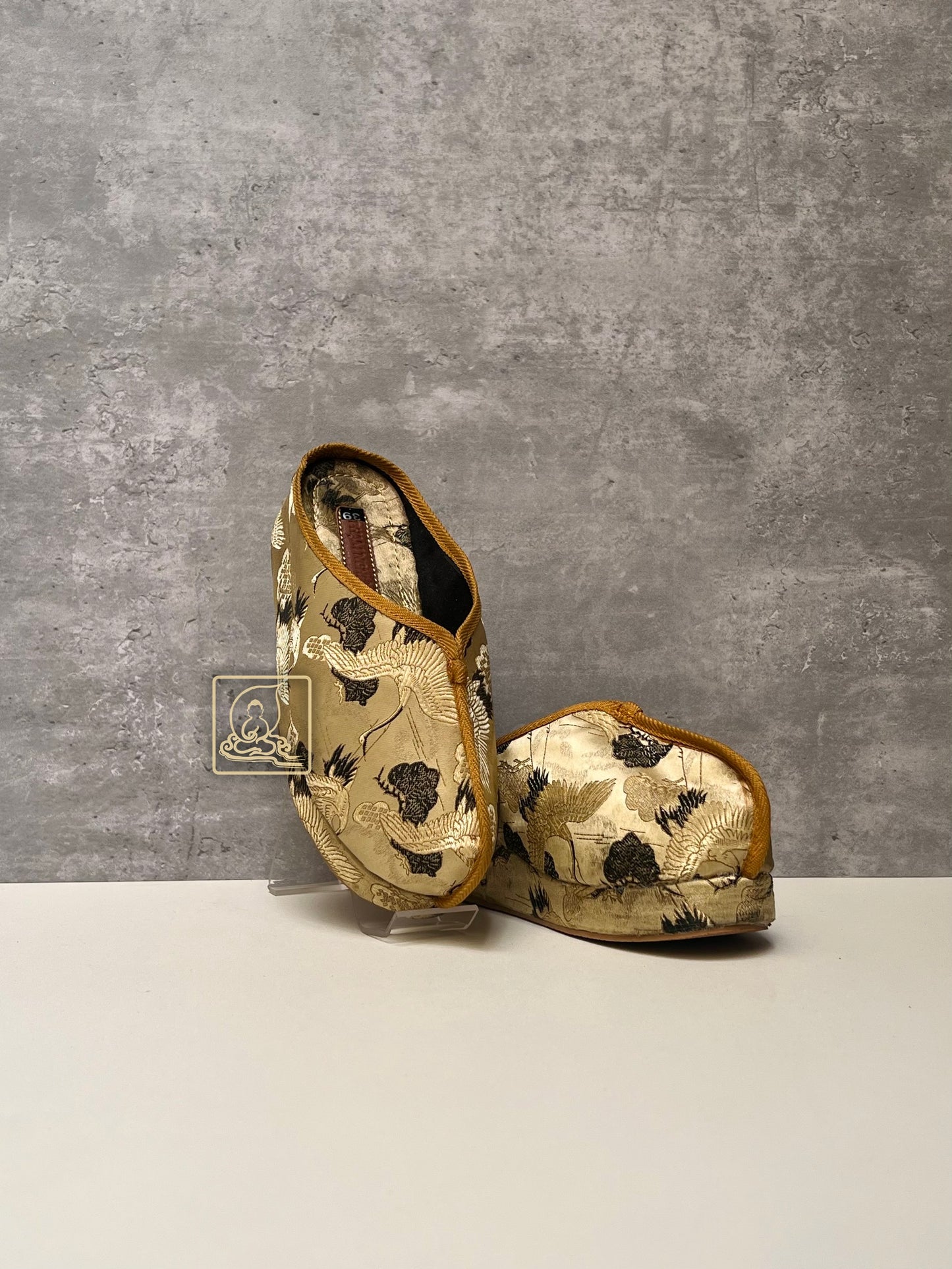 THIỀN HÀI GẤM - TH019