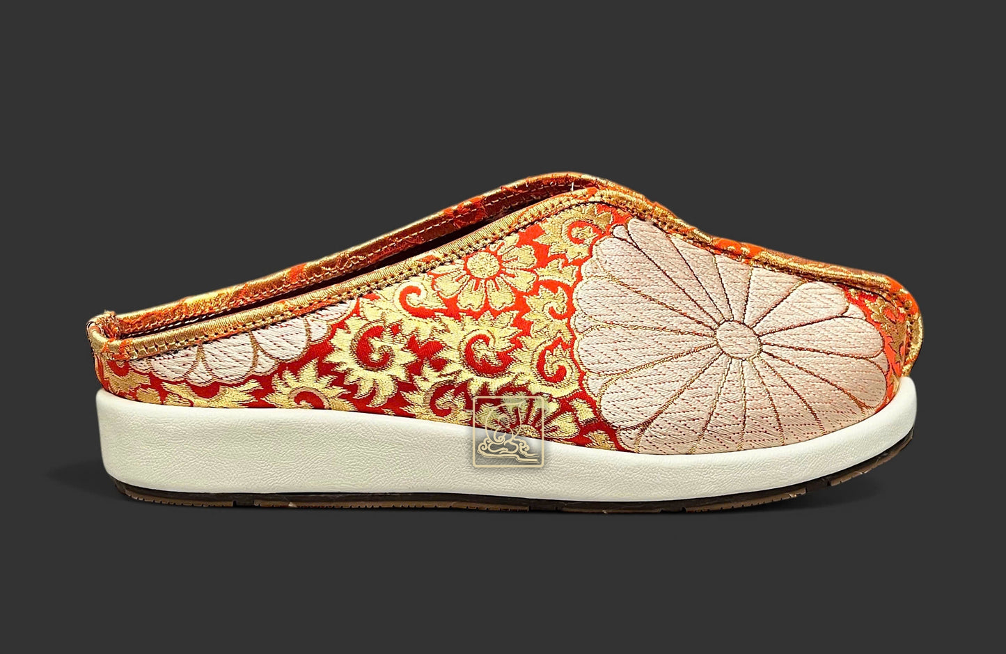 THIỀN HÀI GẤM NHẬT - TH061