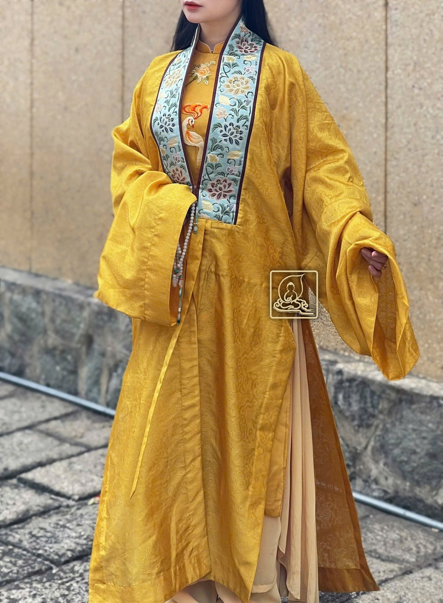 CỔ PHỤC NHẬT BÌNH - ADW122303