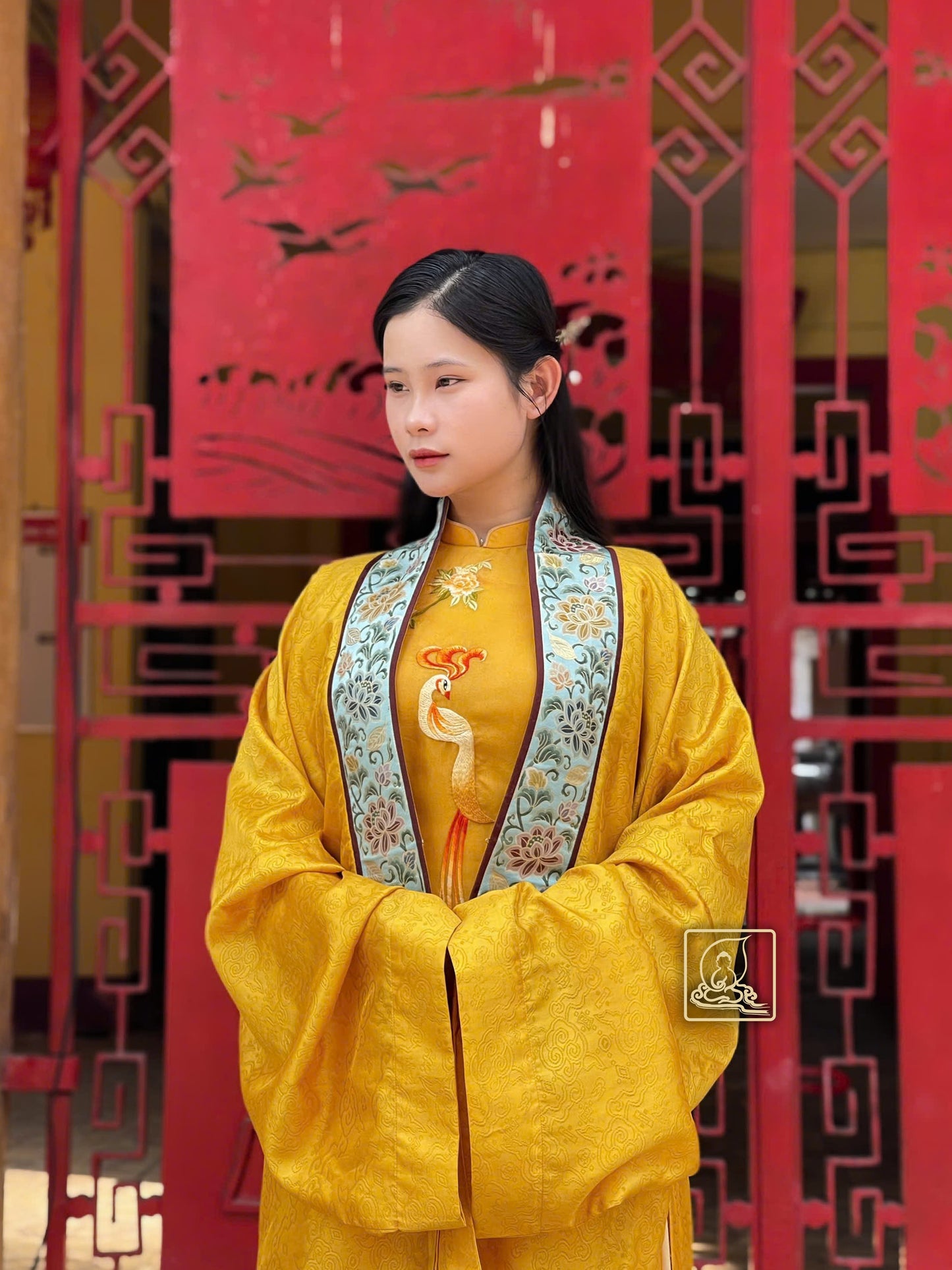 CỔ PHỤC NHẬT BÌNH - ADW122303