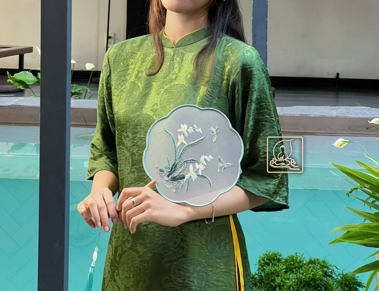 TRANG PHỤC ÁO DÀI NỮ - ADW132604