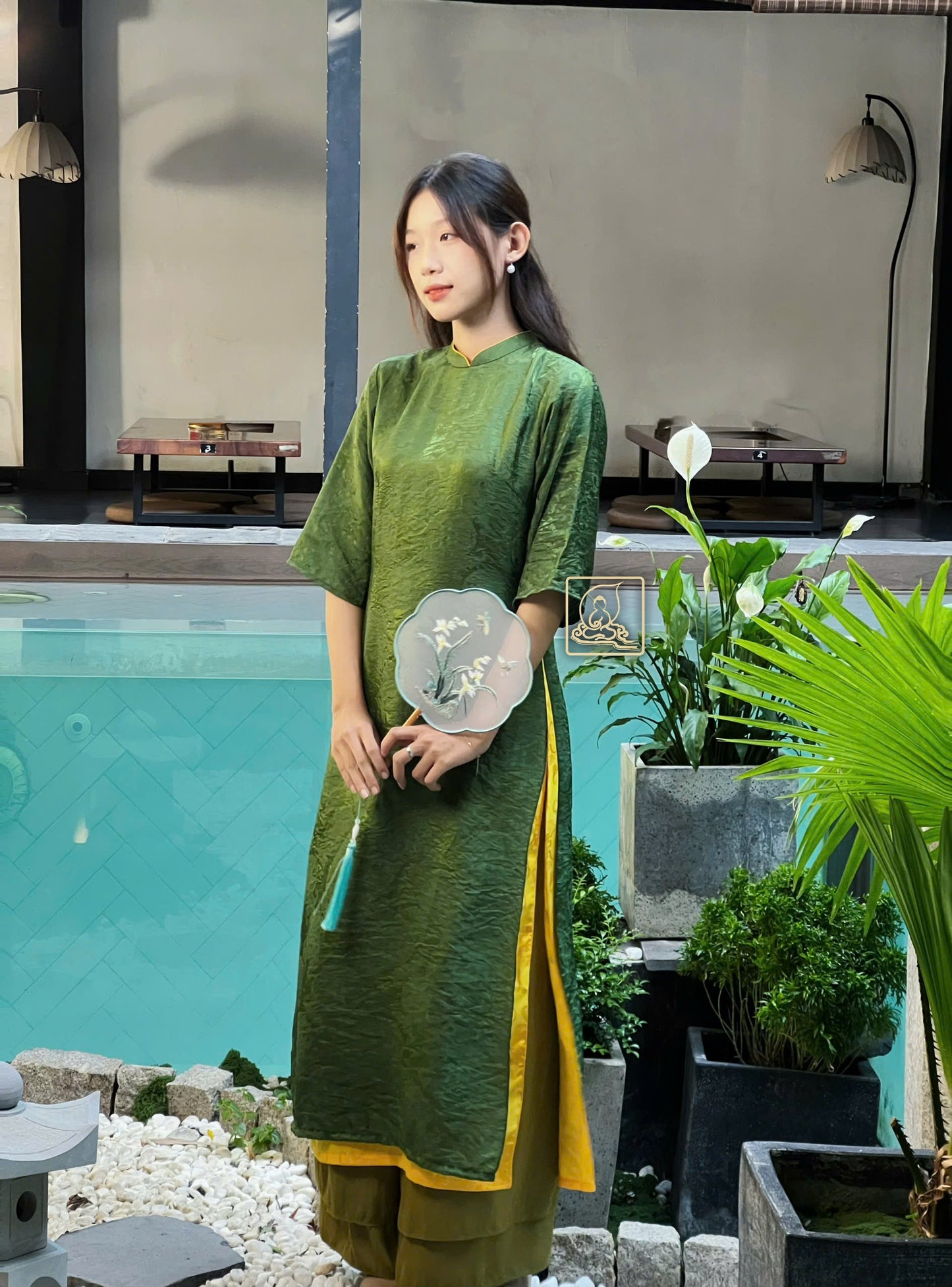 TRANG PHỤC ÁO DÀI NỮ - ADW132604