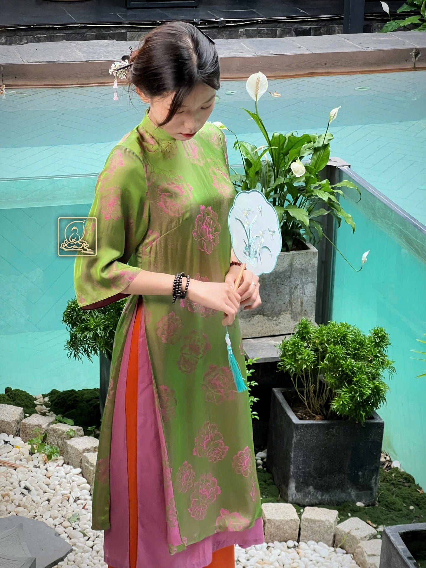 TRANG PHỤC ÁO DÀI NỮ - ADW152604