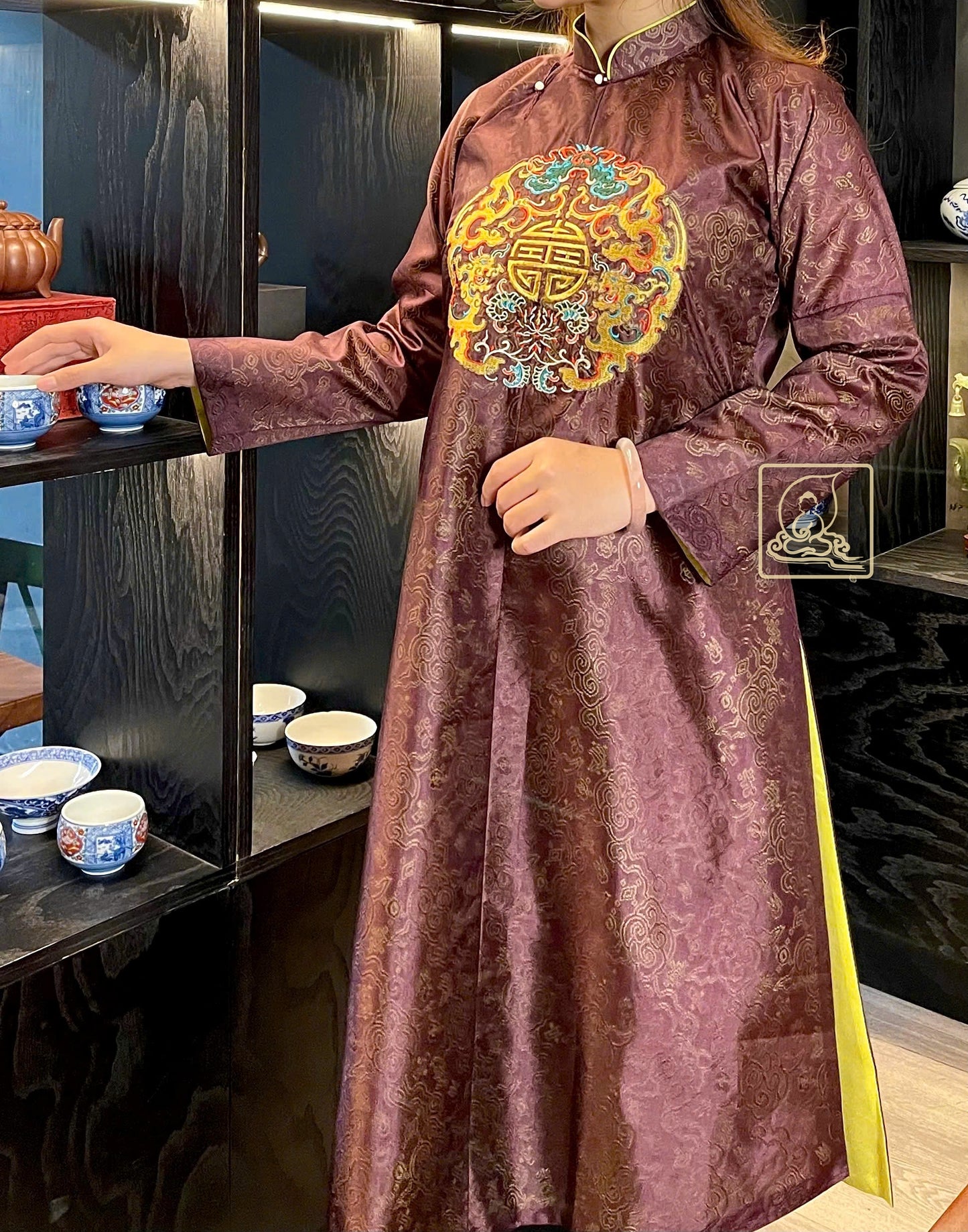 TRANG PHỤC ÁO DÀI NGŨ THÂN NỮ- ADW272411