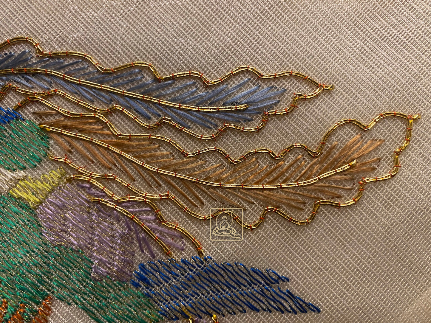 TIỀN BÀN GẤM - BA050