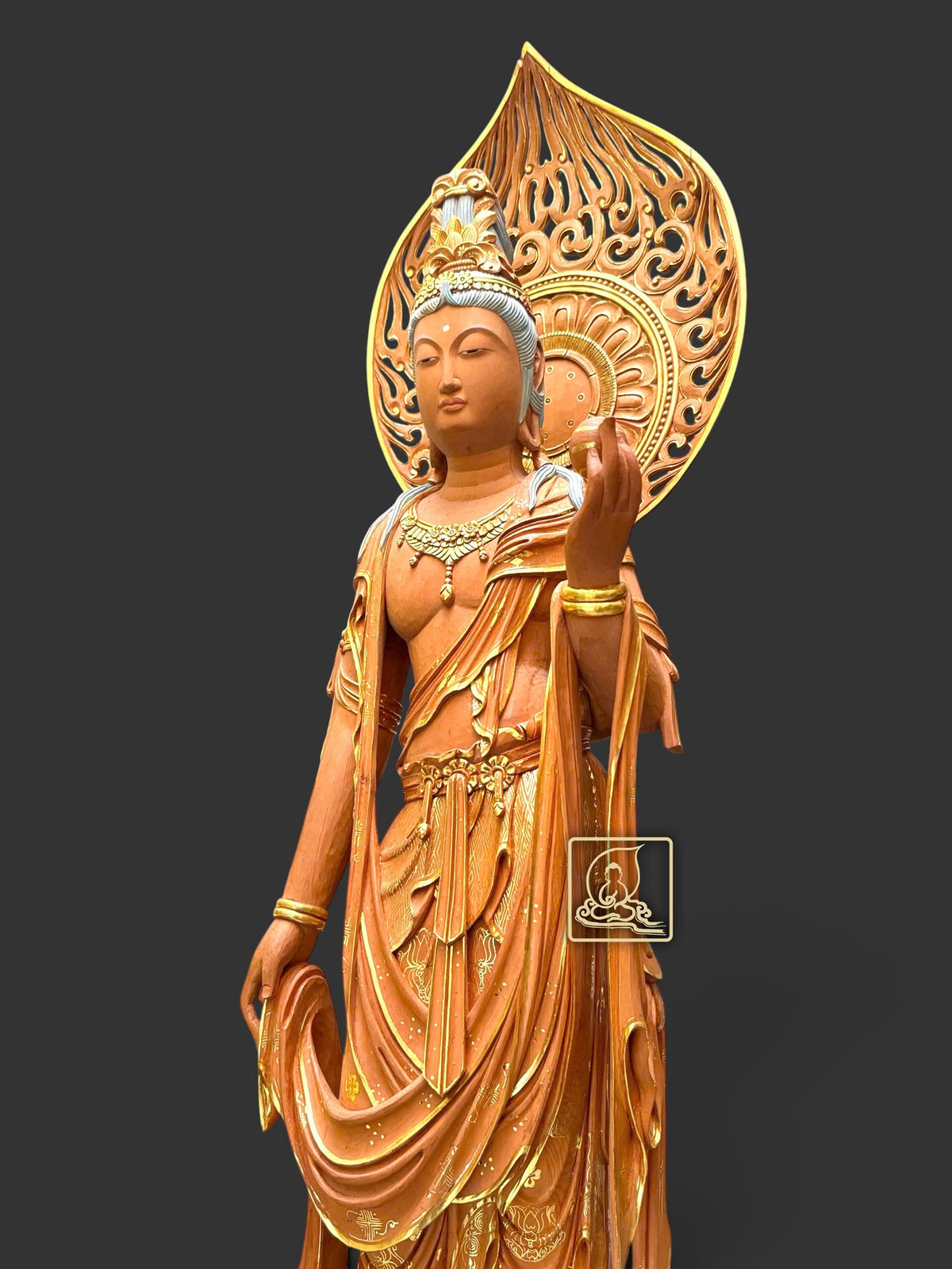 TÔN TƯỢNG NHƯ Ý CHÂU QUÁN ÂM - BT261