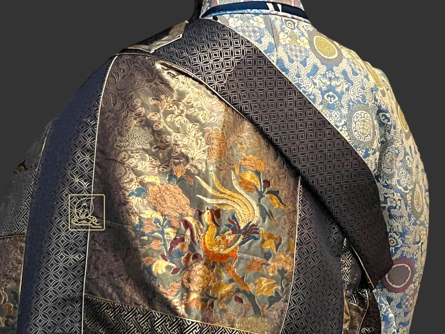 PHƯỢNG HOÀNG PHƯƠNG TIỆN PHÁP Y - JS114
