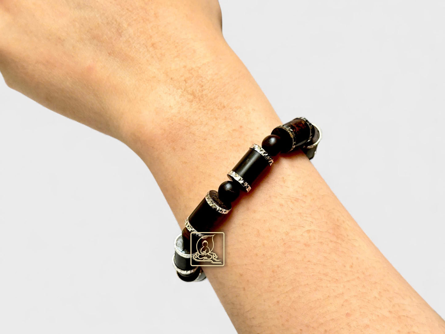 VÒNG TAY TRẦM HƯƠNG - PB300