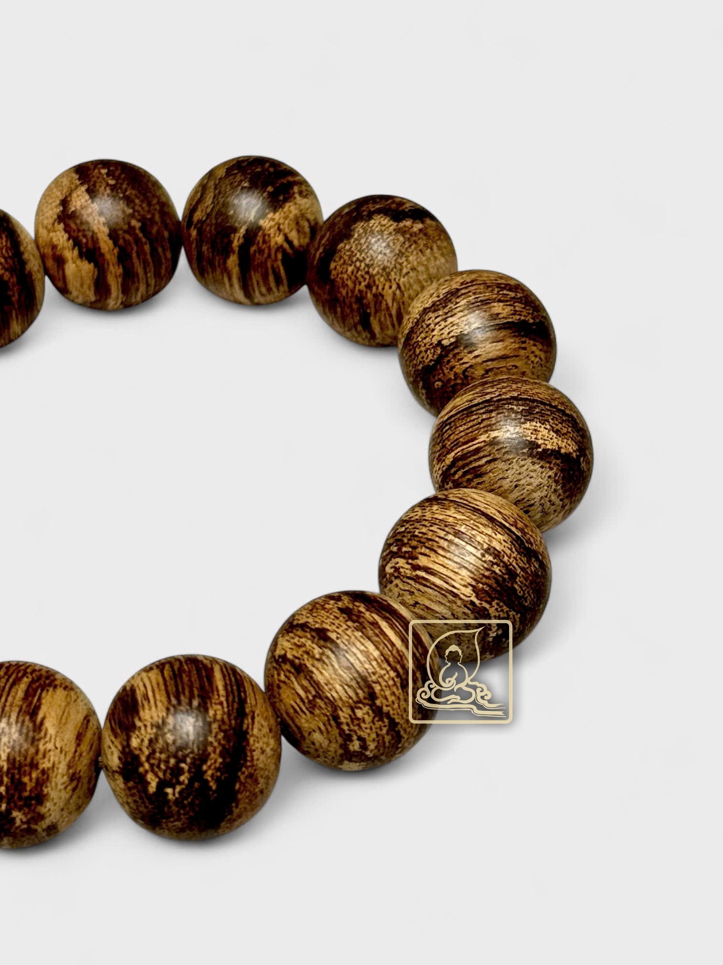 VÒNG TAY TRẦM HƯƠNG - PB679