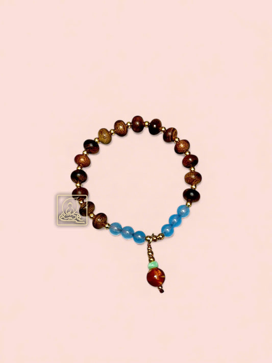 VÒNG TAY TRẦM HƯƠNG - PB711